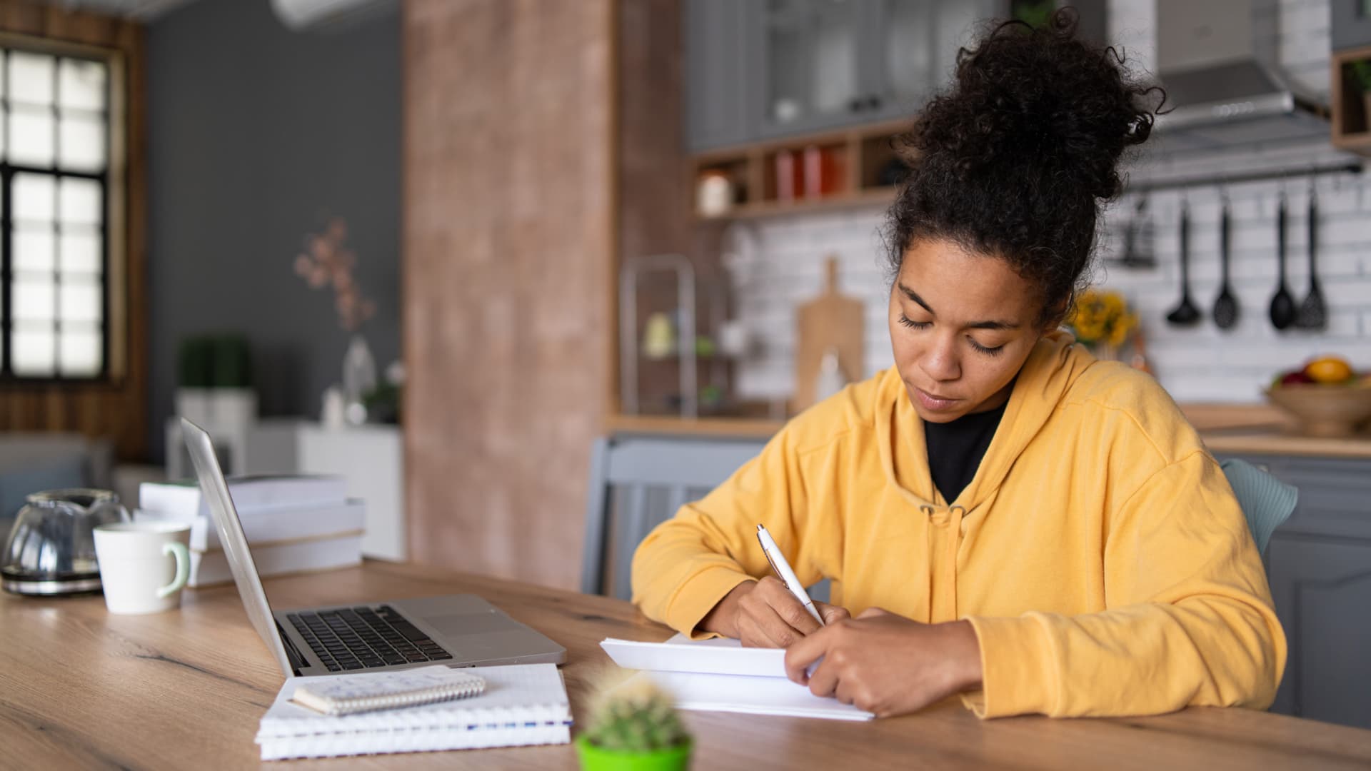 Here are 4 ways to file your taxes for free